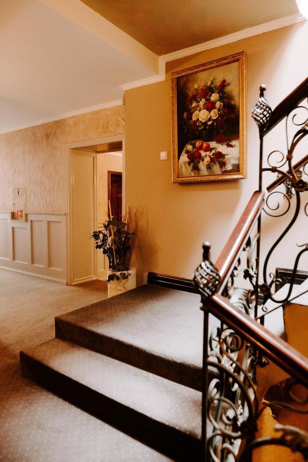 Hotel Senator Замосць Экстерьер фото
